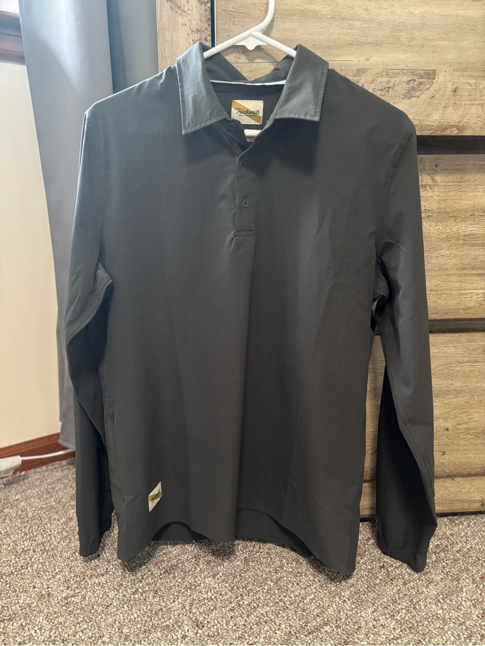 Tracksmith Rapid Transit Men Small Long Sleeve Popover Gray
